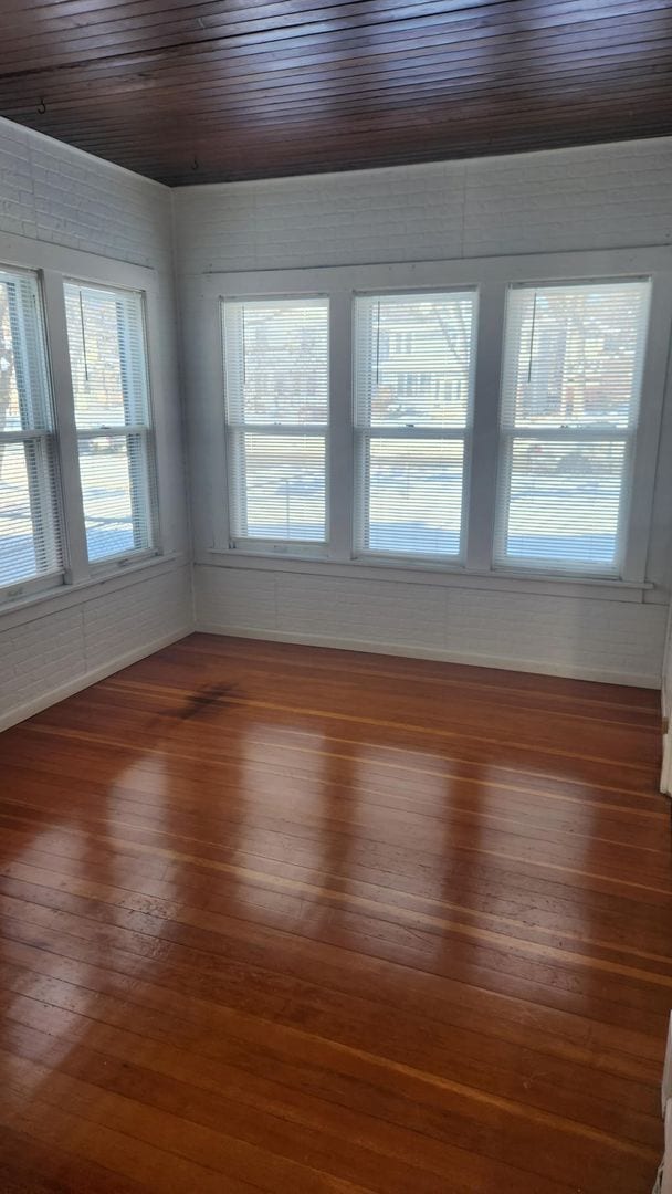Building Photo - Historic, recently updated single-family h...