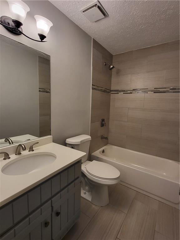 Building Photo - 2571 Rocky Springs Dr NE