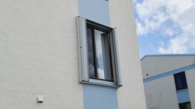 Building Photo - 1109 Green Pine Blvd