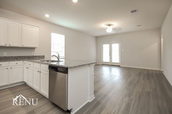 Building Photo - 25314 Shadowdale Dr