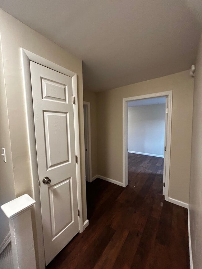 Building Photo - Charming 2-Bedroom Home in the Heart of Carbondale, PA