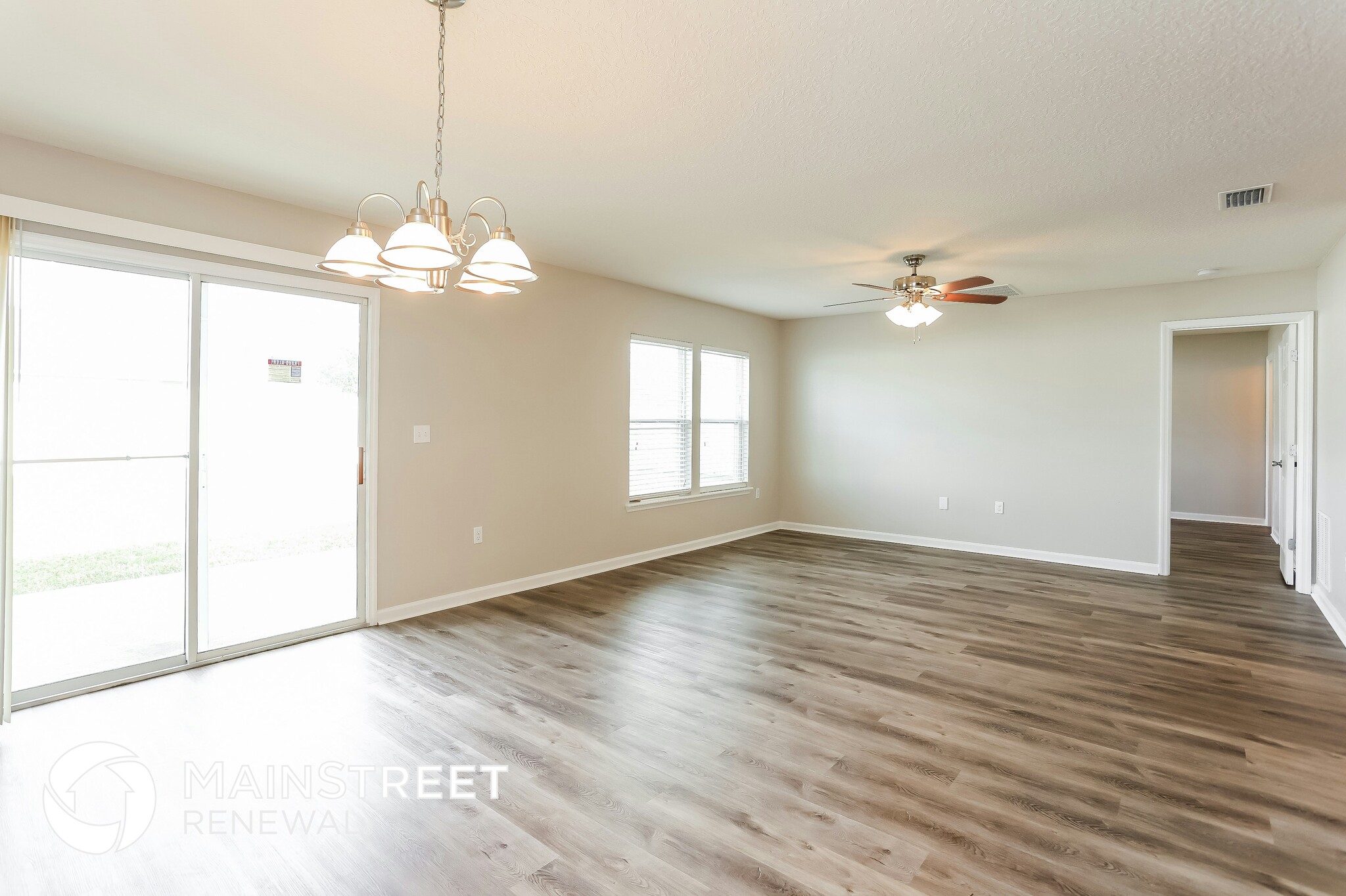 Building Photo - 77160 Cobblestone Dr