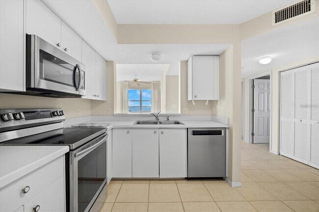 Building Photo - 2625 Terra Ceia Bay Blvd