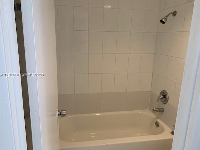 Building Photo - 10801 SW 109th Ct
