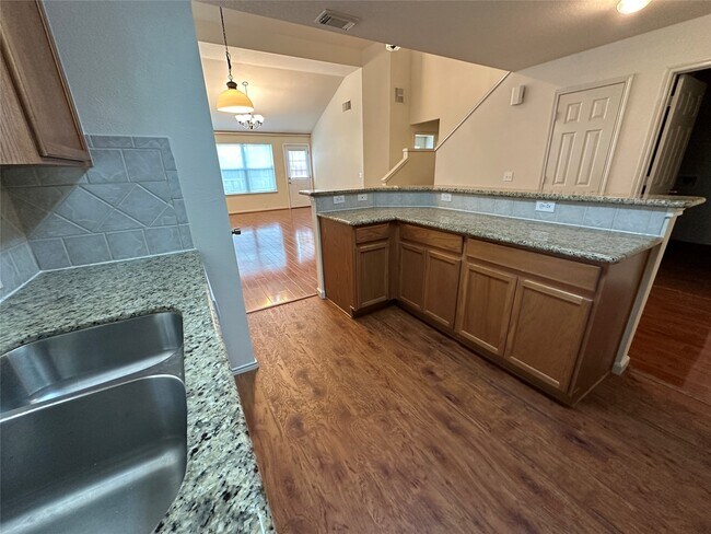 Building Photo - 14915 Sugar Sands Dr