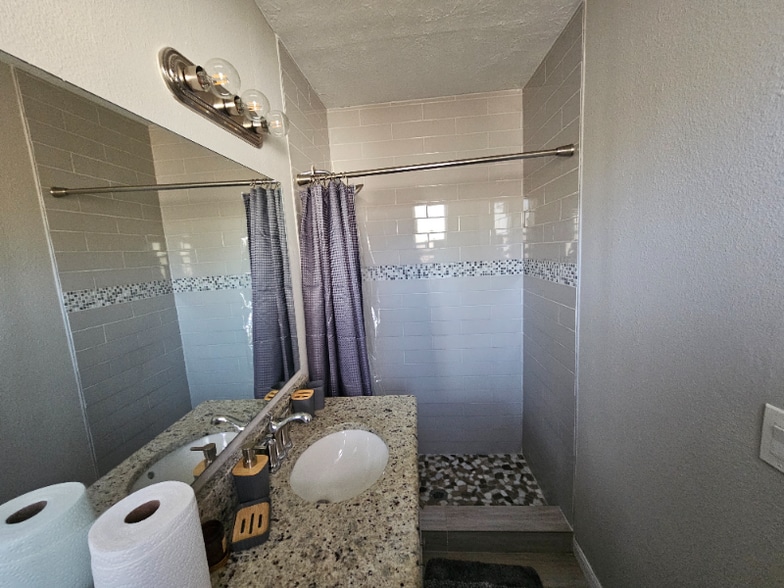 Building Photo - 7567 Wendell Dr