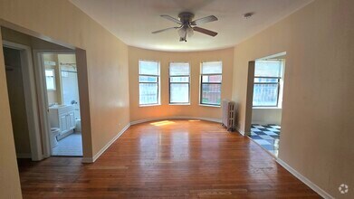 Building Photo - 7728 N Marshfield Ave