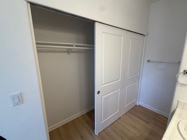 Building Photo - 3-Bedroom Townhome in Central Richmond Near Richmond BART Station