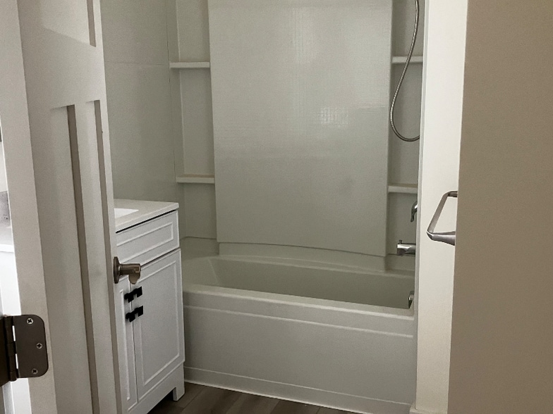 Building Photo - 2017 Wheaton Wy