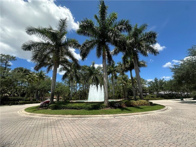 Building Photo - 1634 Tarpon Bay Dr S