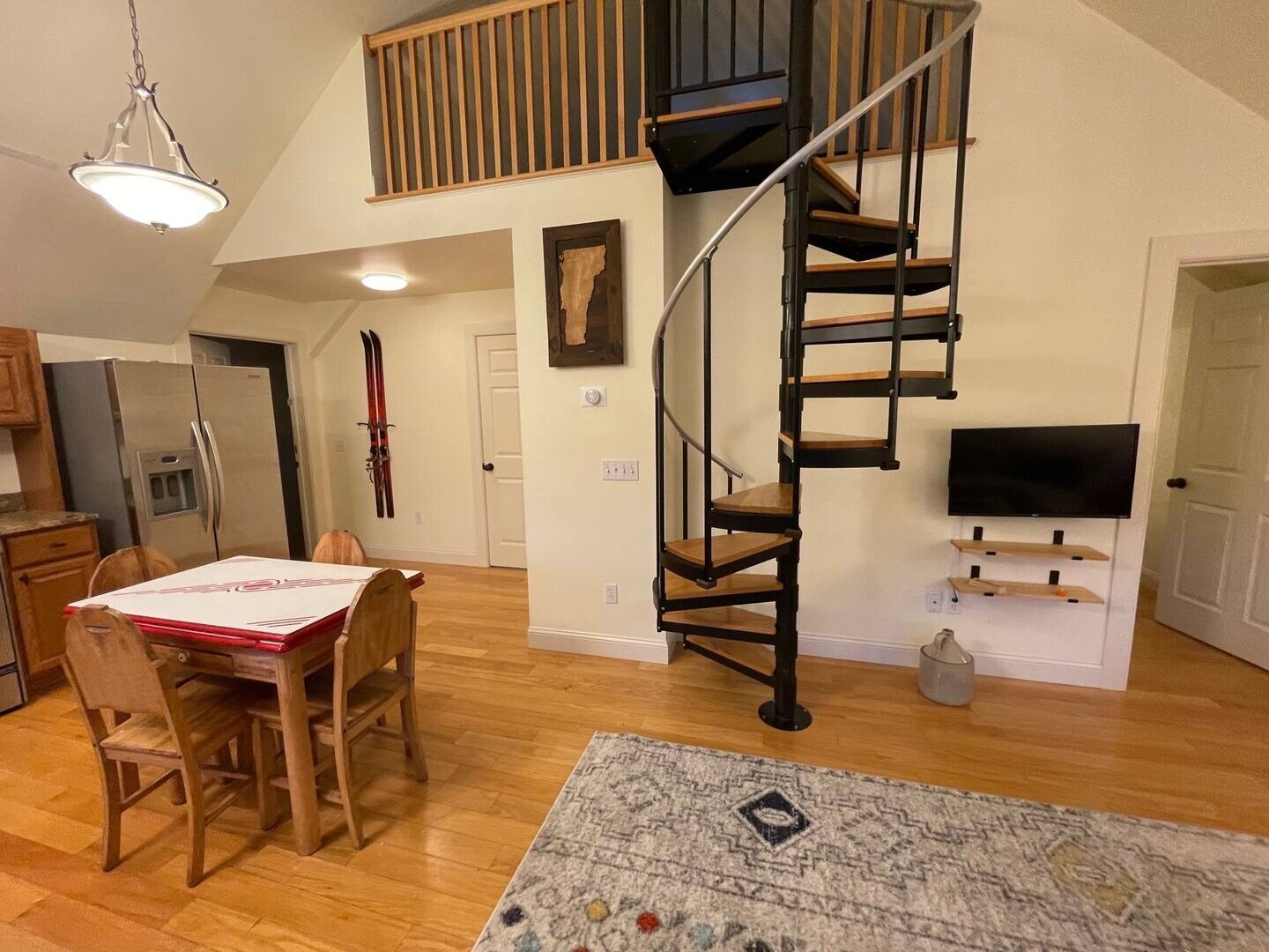 Stairs to two bed loft - 15 Coopers Lndg