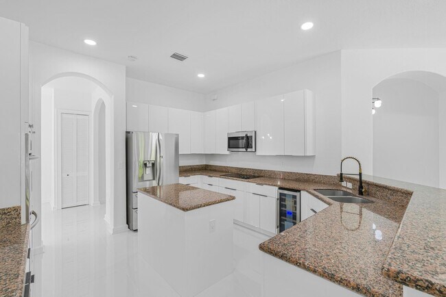 Building Photo - 7551 SW 187th St
