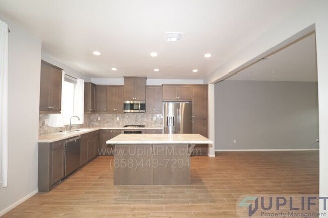 Building Photo - 2428 Verano Wy.