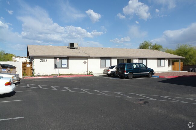 Primary Photo - 2638 N Los Altos Ave