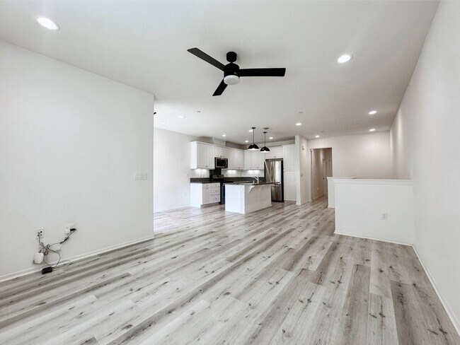 Building Photo - 3180 E Yountville Dr