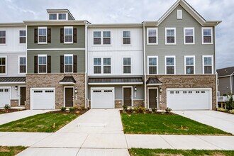 Building Photo - 8757 Whitman Dr