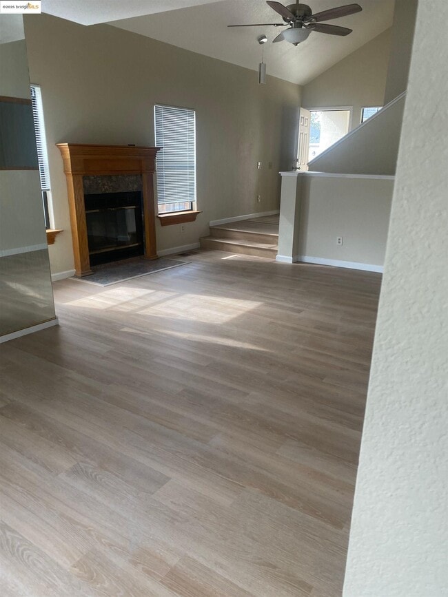 Building Photo - 720 Timberline Terrace