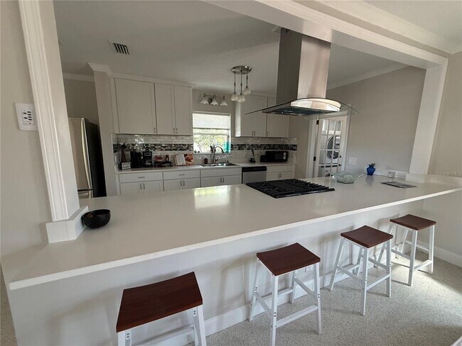 Building Photo - 6407 1st Palm Point