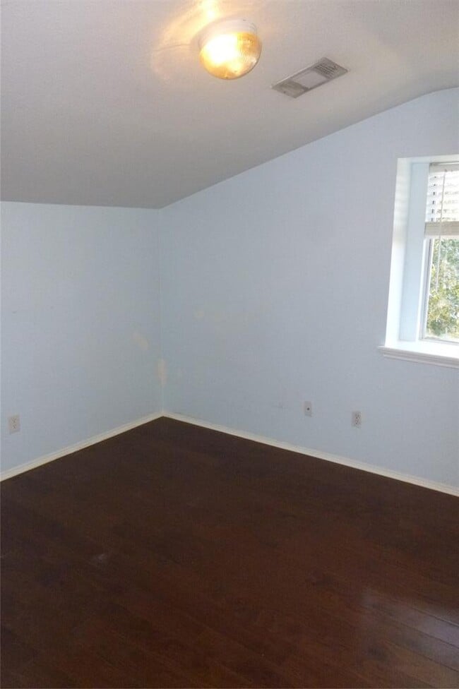 Building Photo - 1016 Stacia's Way