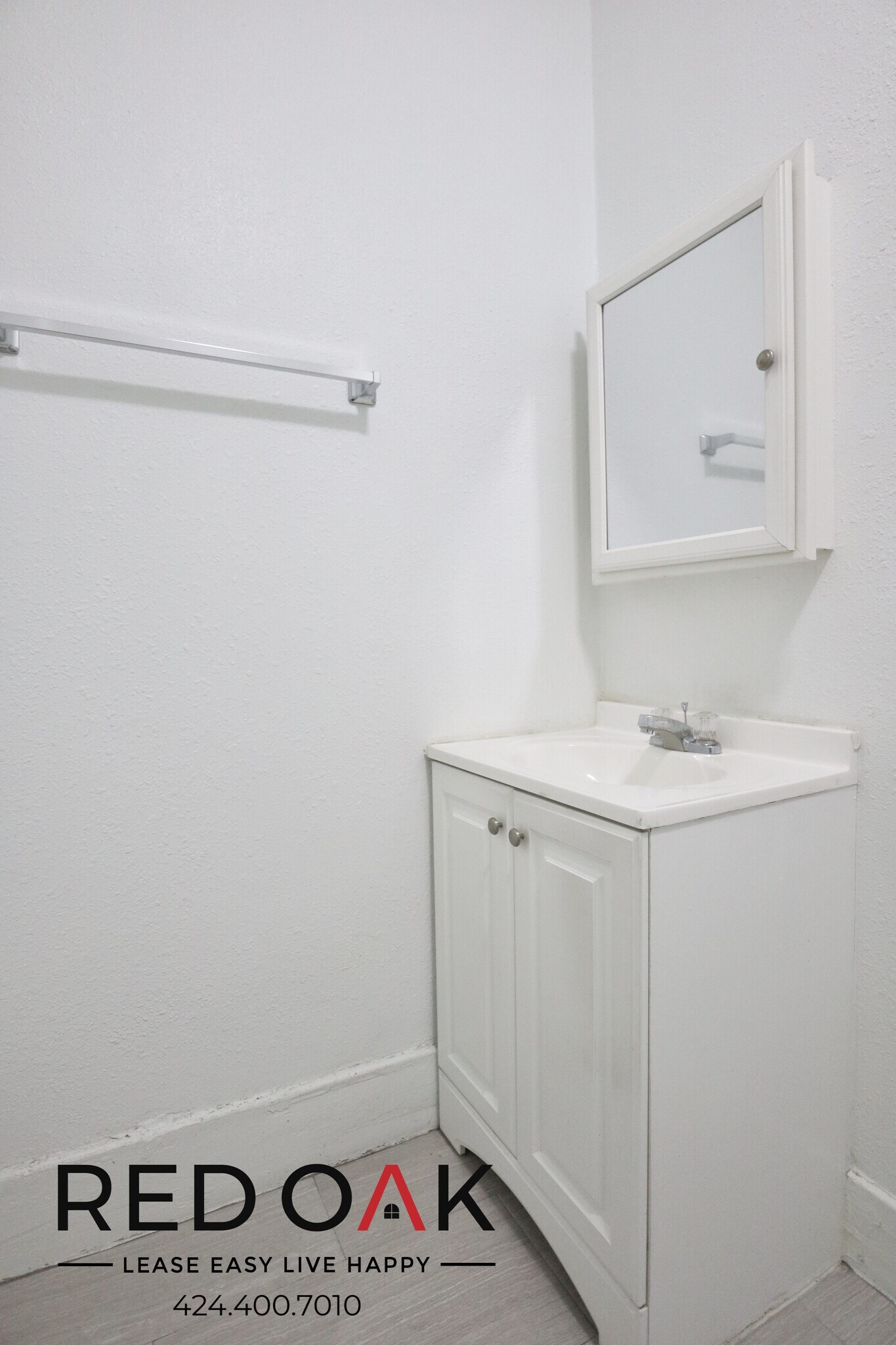 Building Photo - 2255 W 14th St