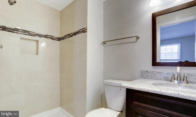Building Photo - 613 Concerto Ln