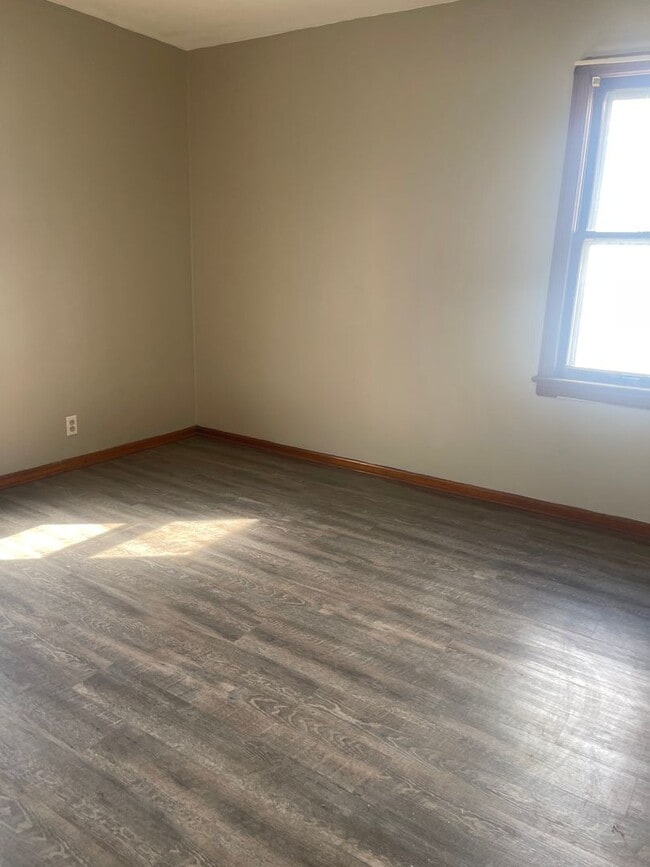 Building Photo - 11608 Tonsing Dr