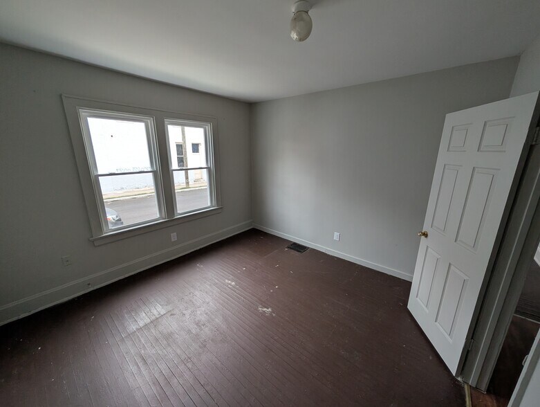 Building Photo - 4128 Colerain Ave