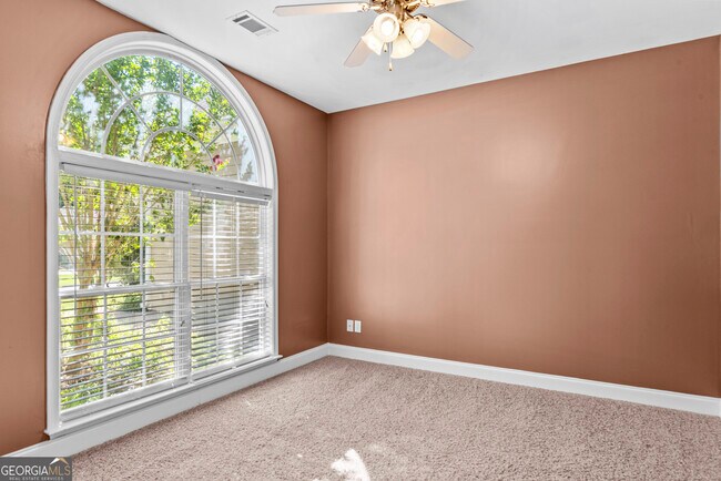 Building Photo - 1141 Whispering Lakes Trail