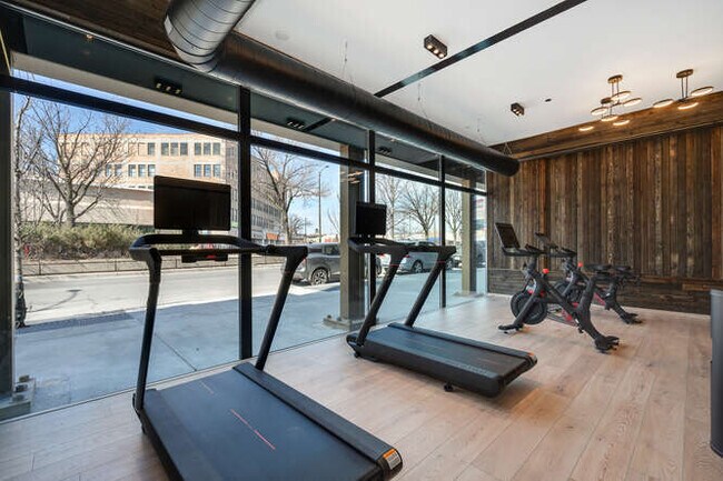 Building Photo - 1257 N Ashland Ave