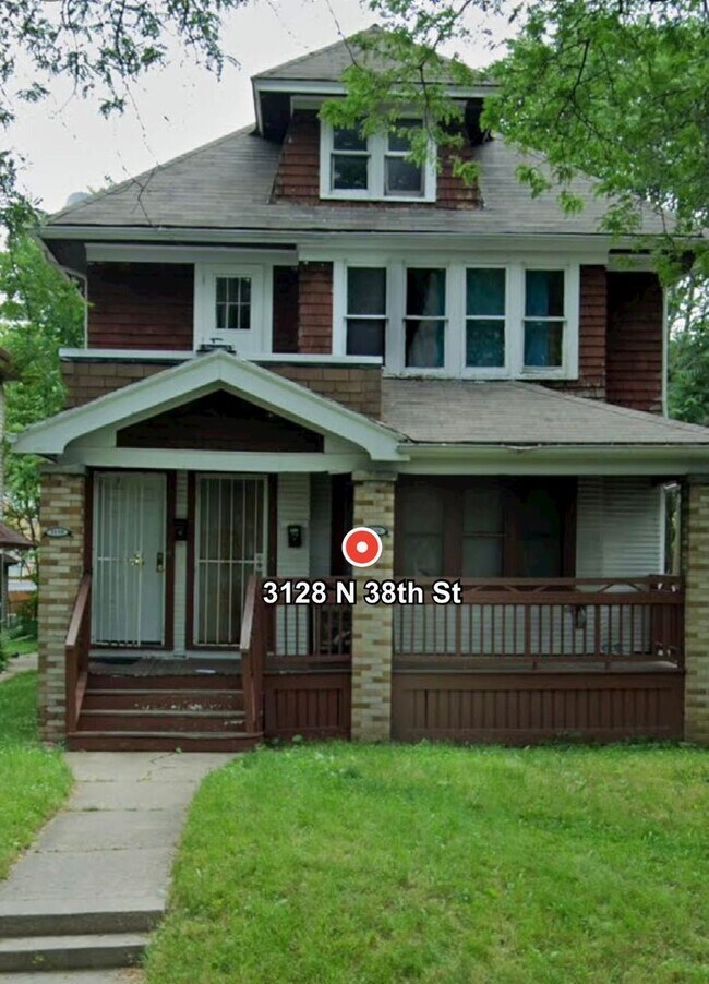 Building Photo - 3128 N 38th St
