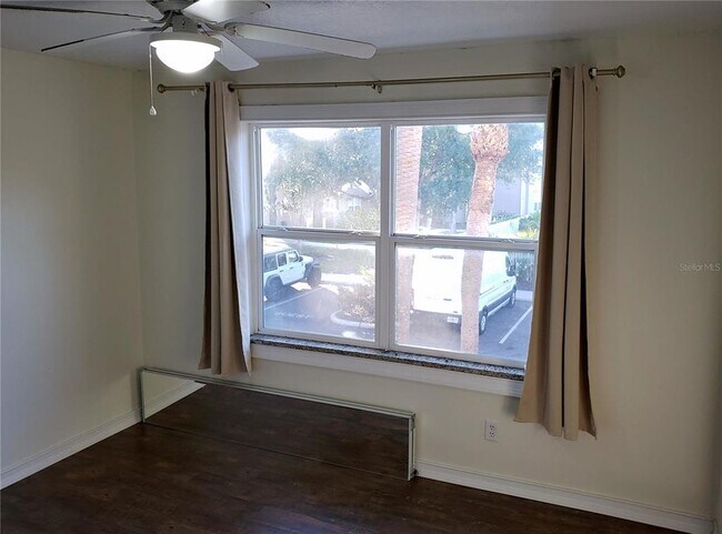 Building Photo - 15215 Amberly Dr