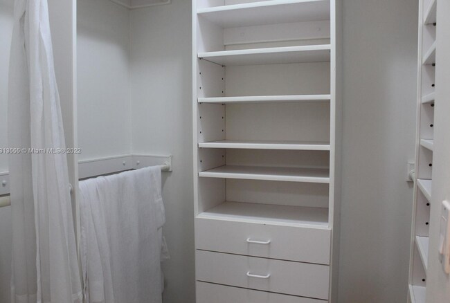 Building Photo - 2644 Miller Ct