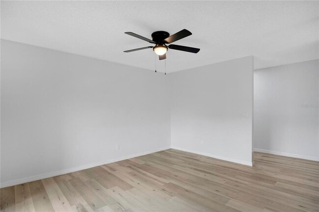 Building Photo - 4100 Pershing Pointe Pl