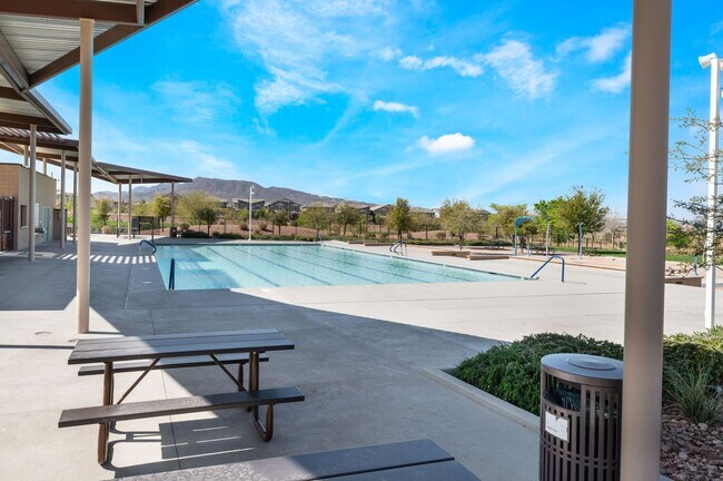 Building Photo - Modern Living in Cadence – 3 Bedroom Beauty!