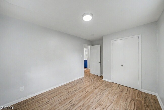 Building Photo - 1019 Rivington St