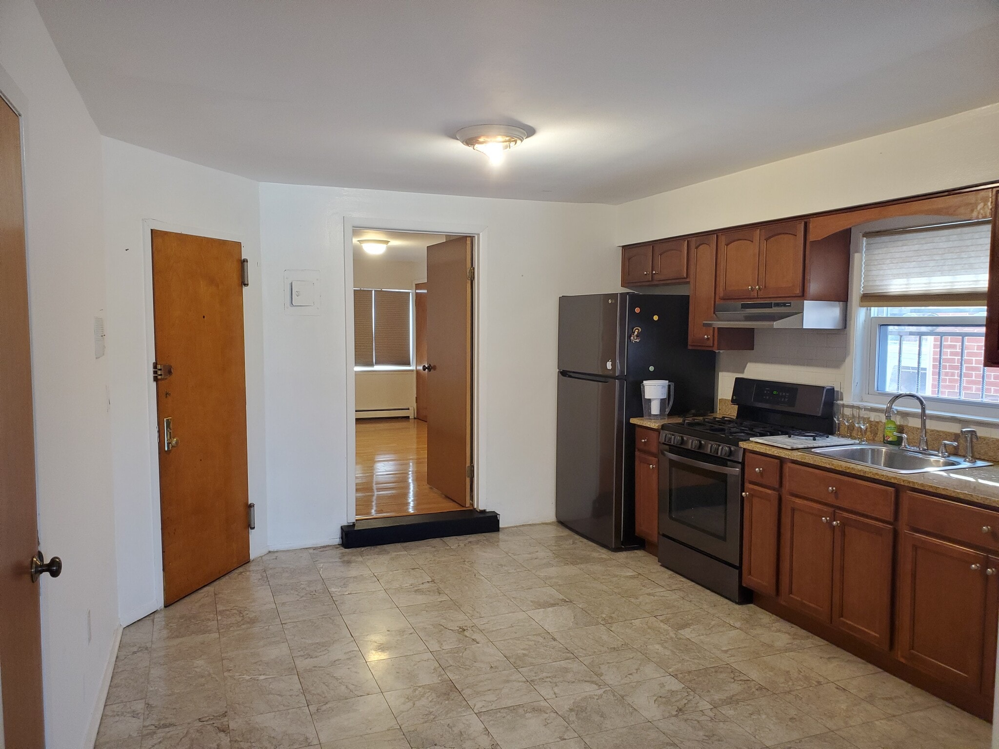 Kitchen - 3628 166th St