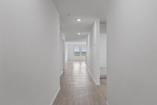 Building Photo - 216 Little Sparklers Lp