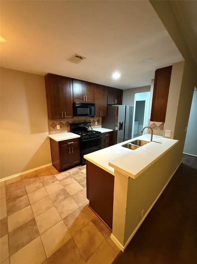 Building Photo - 10226 Antelope Alley