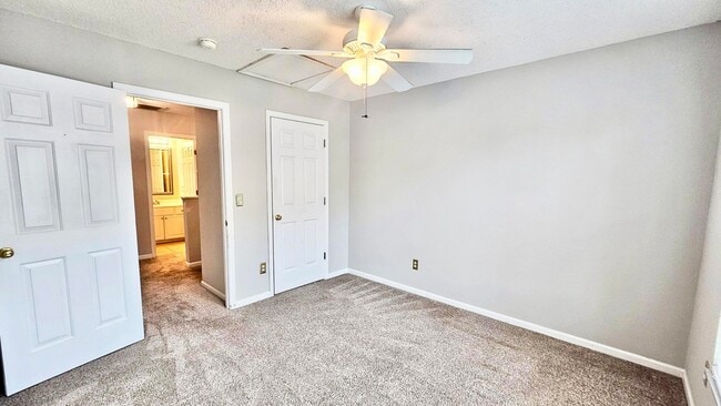 Building Photo - 94 Blairmore Dr