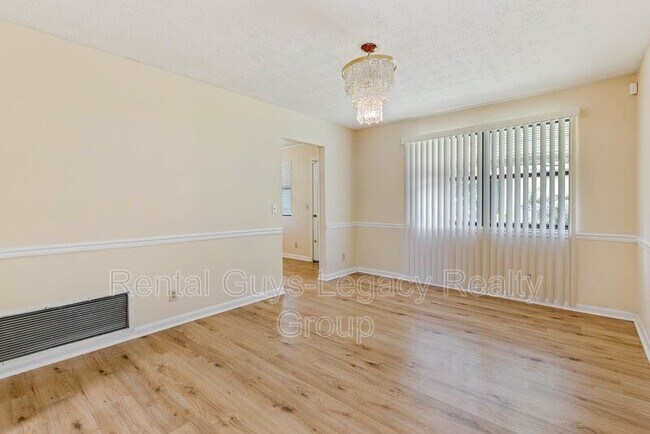 Building Photo - 3828 Freel Rd