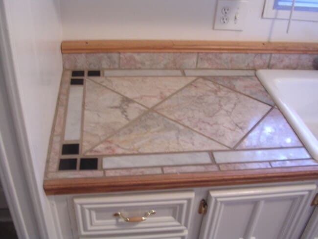 Building Photo - 916 S Christiana Ave