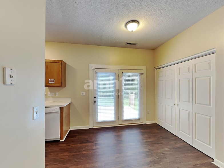 Building Photo - 1564 Cambridge Heights Pl NW