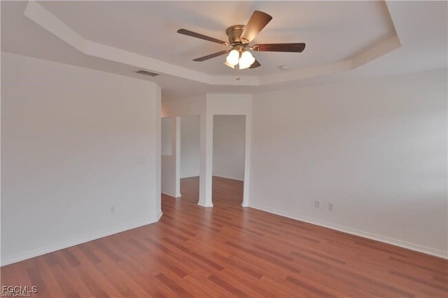Building Photo - 10211 Tin Maple Dr