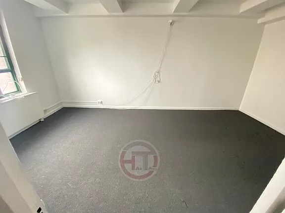 Building Photo - 1590 Unionport Rd