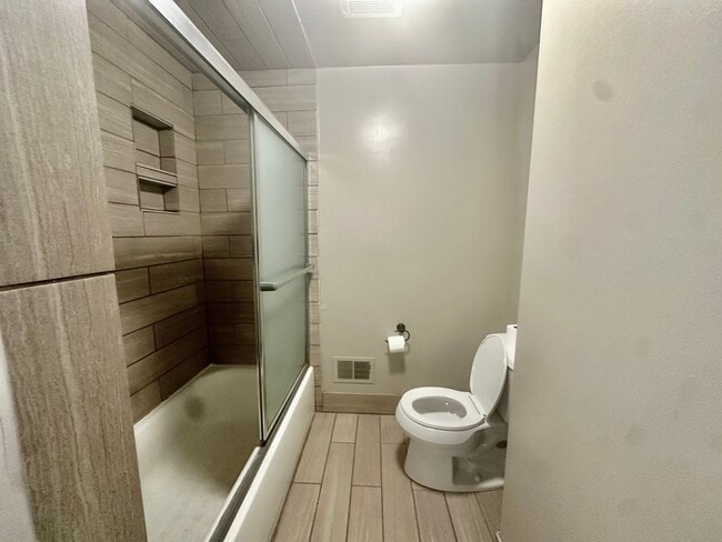 Building Photo - Open-Concept 3BR Condo with Finished Basement in Canton