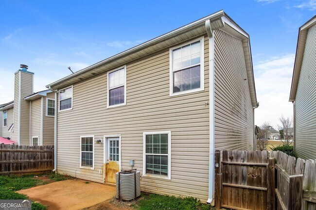 Building Photo - 145 Colser Drive