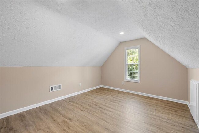 Building Photo - 5705 Cannonero Dr