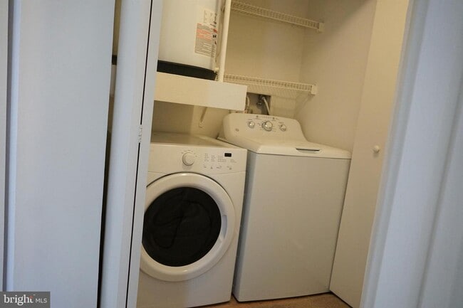 Building Photo - 18502 Boysenberry Dr