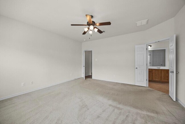 Building Photo - 2832 Mission Tejas Dr