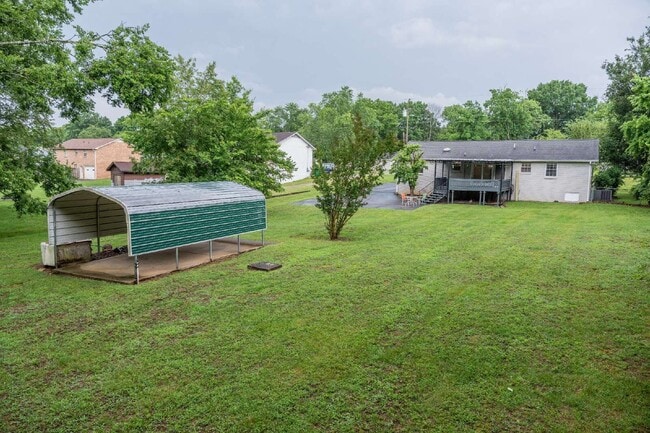 Building Photo - 207 Whitnel Dr